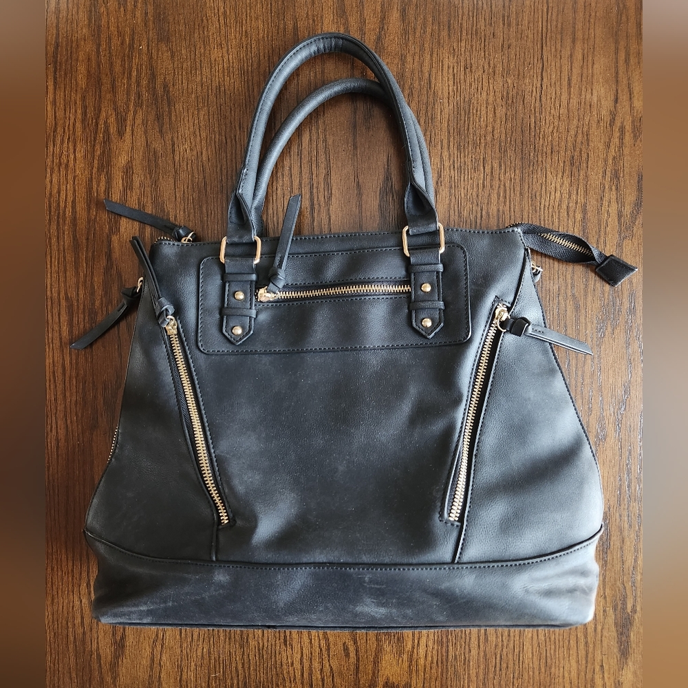 Expandable Black Handbag